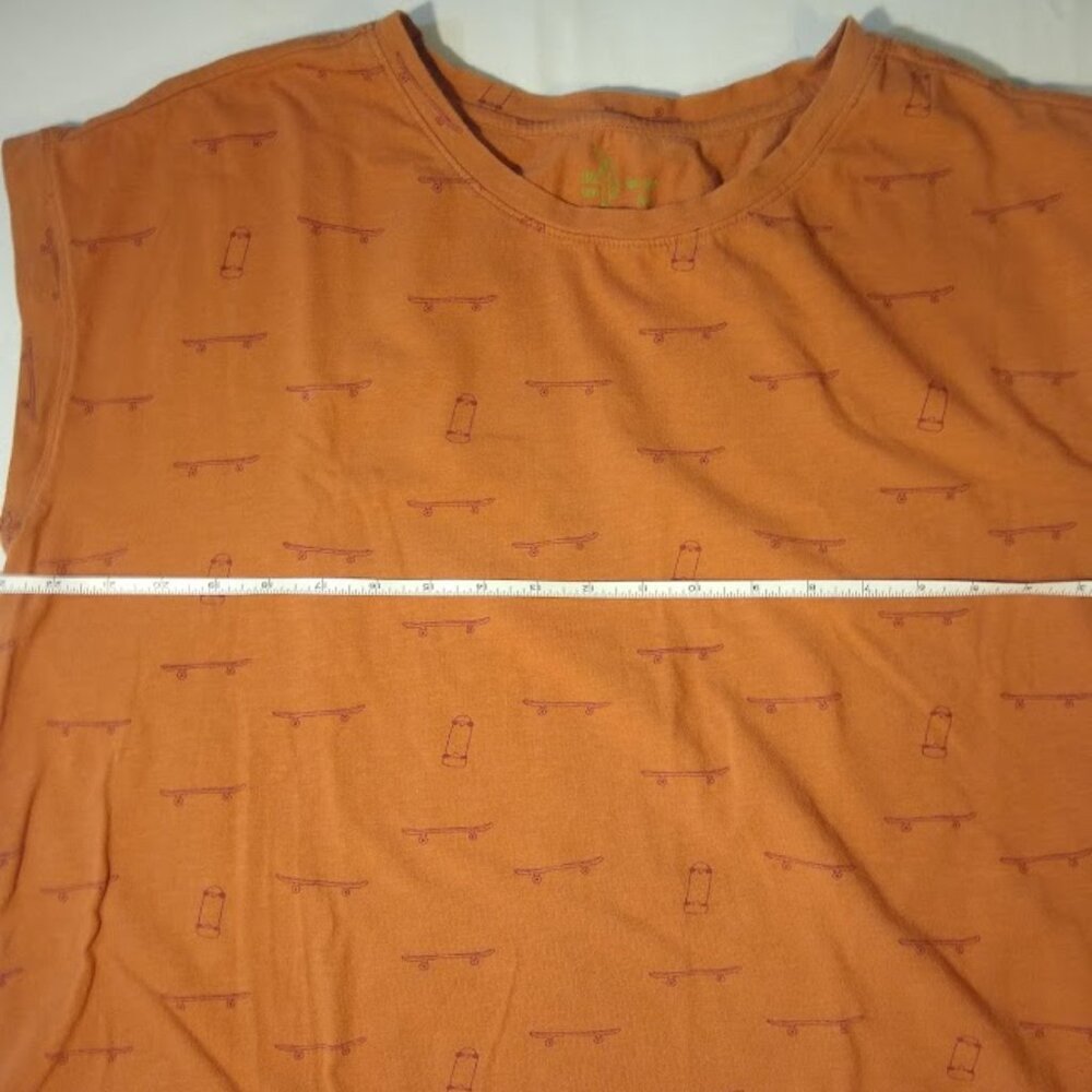 Little Liam M unisex terra-cotta pumpkin orange skateboard tee